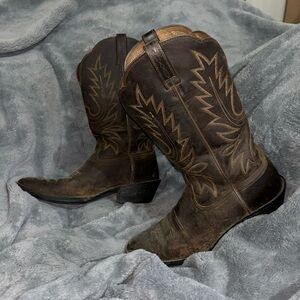 Aritat Cowboy Boots